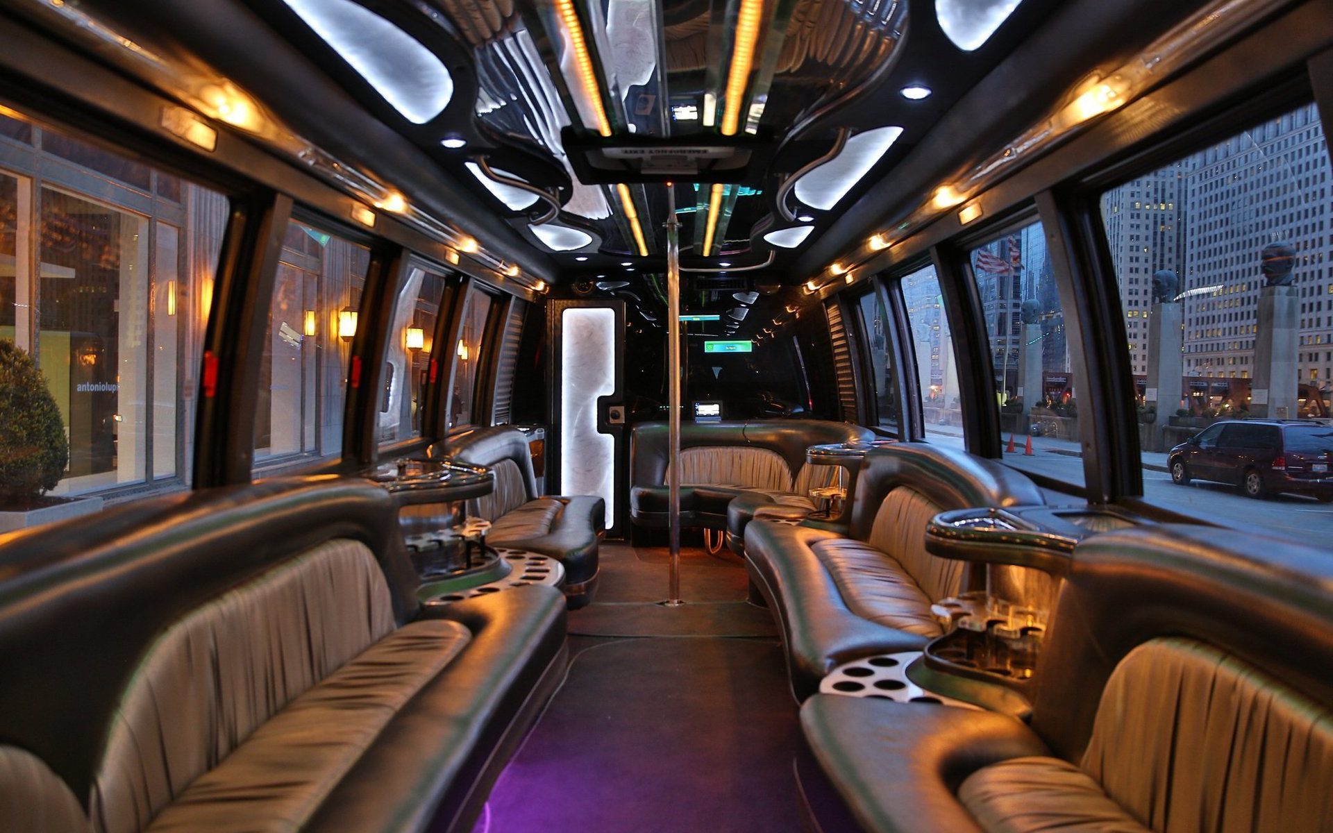 How to Find the Leading Bus Rental Companies Near You